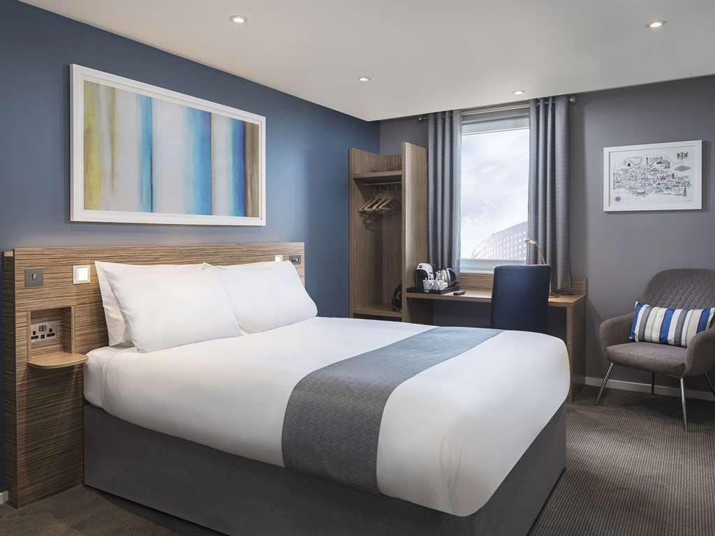 Travelodge London Ealing Quarto foto