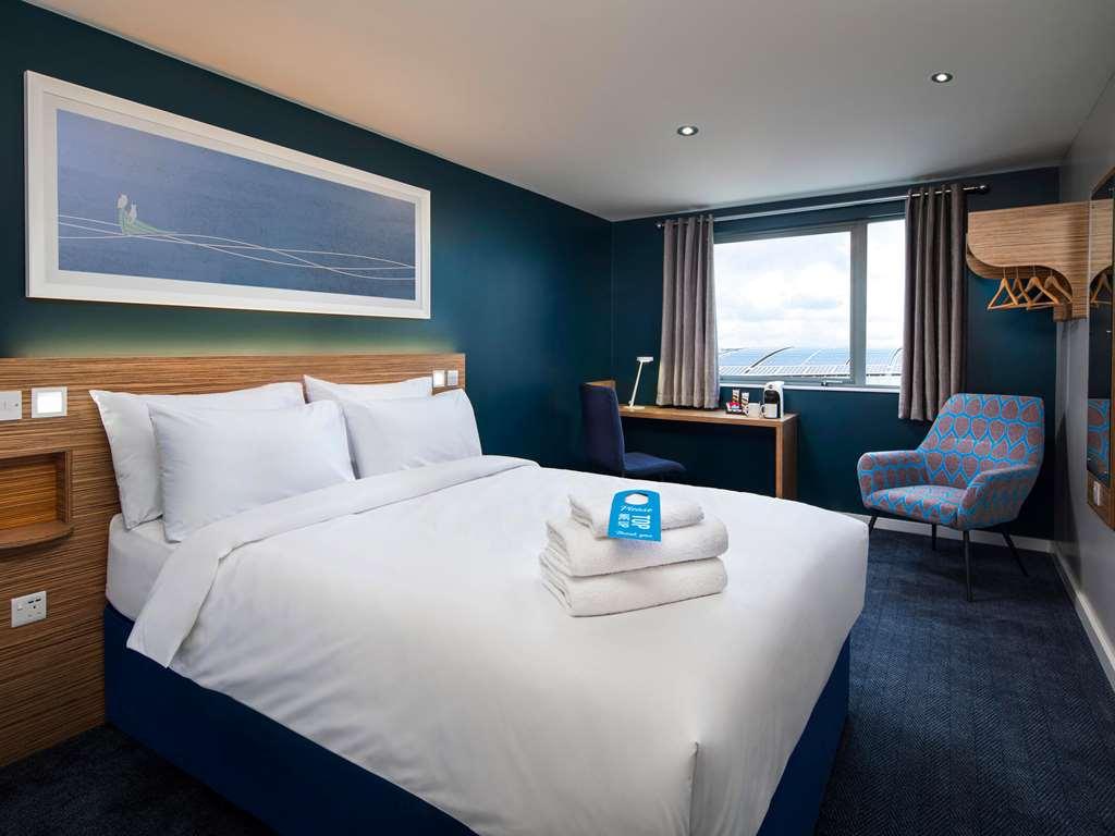 Travelodge London Ealing Quarto foto