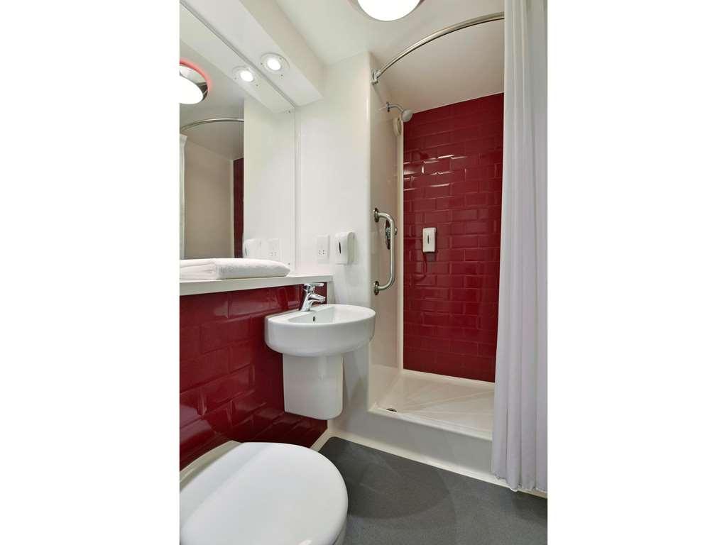 Travelodge London Ealing Quarto foto